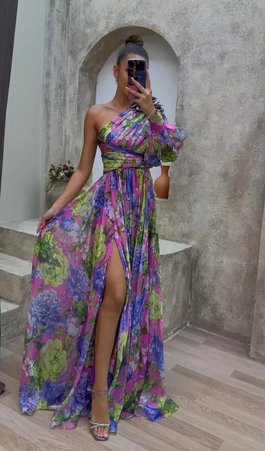 Elegant Flowy Shoulder Dress for Summer Events 0