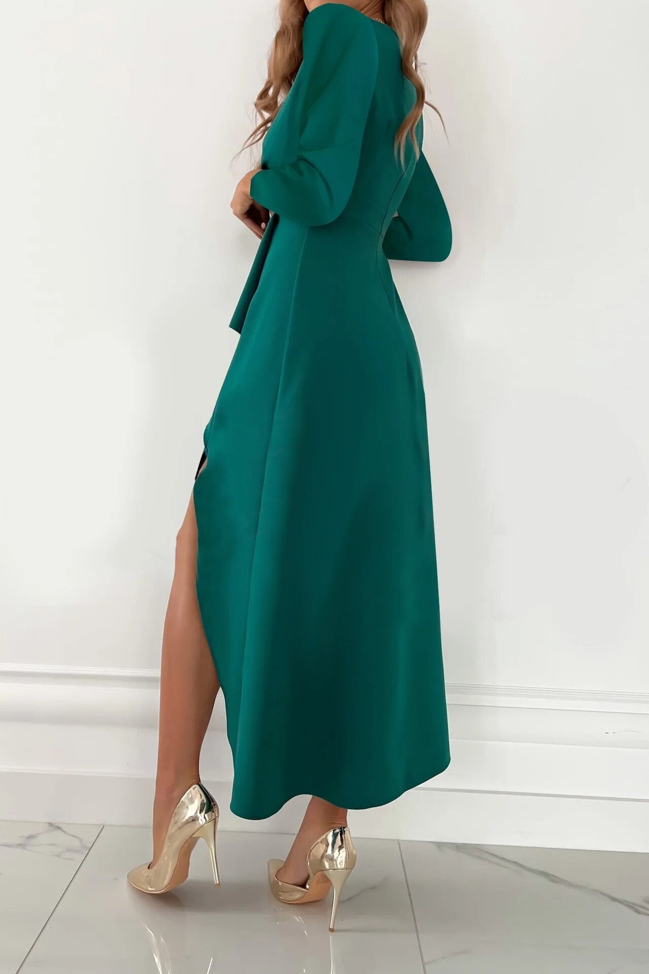Elegant V-Neck Sheath Midi Dress 1