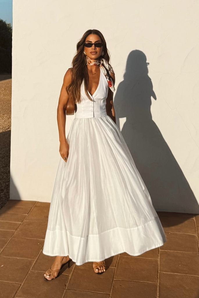 Elegant White Evening Dress 0
