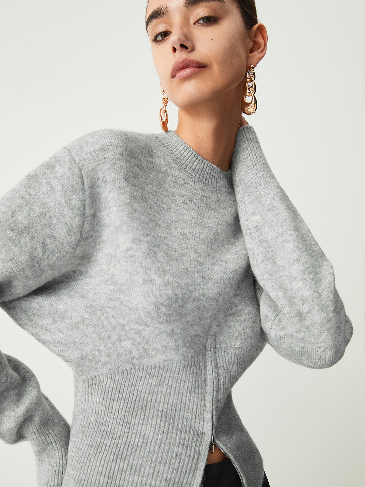 Half Zip Knit Sweater with Fitted Waist and Flared Sleeves – Versatile Cool-Weather Layer 4