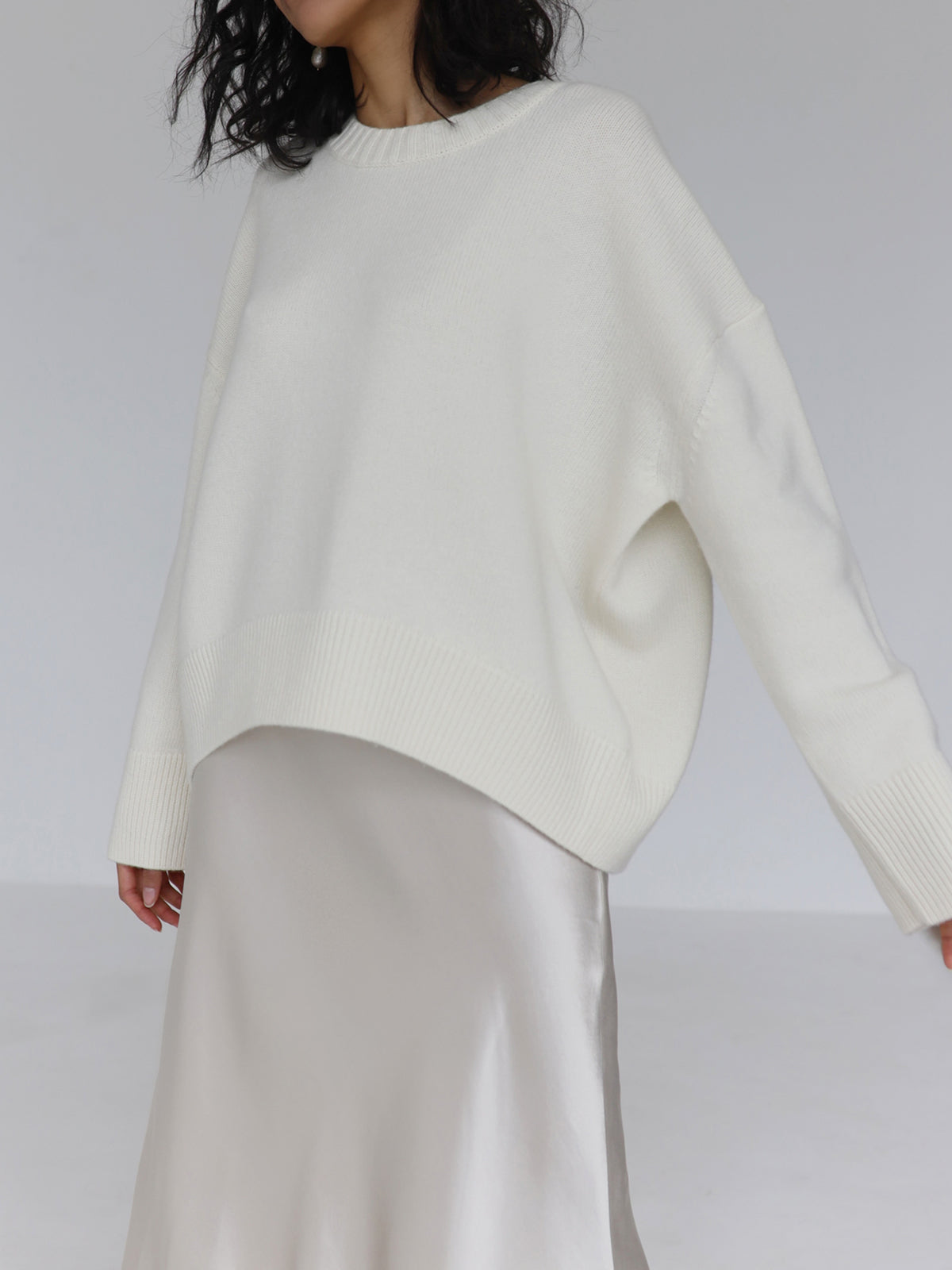 Oversized Crewneck Knit Sweater 9