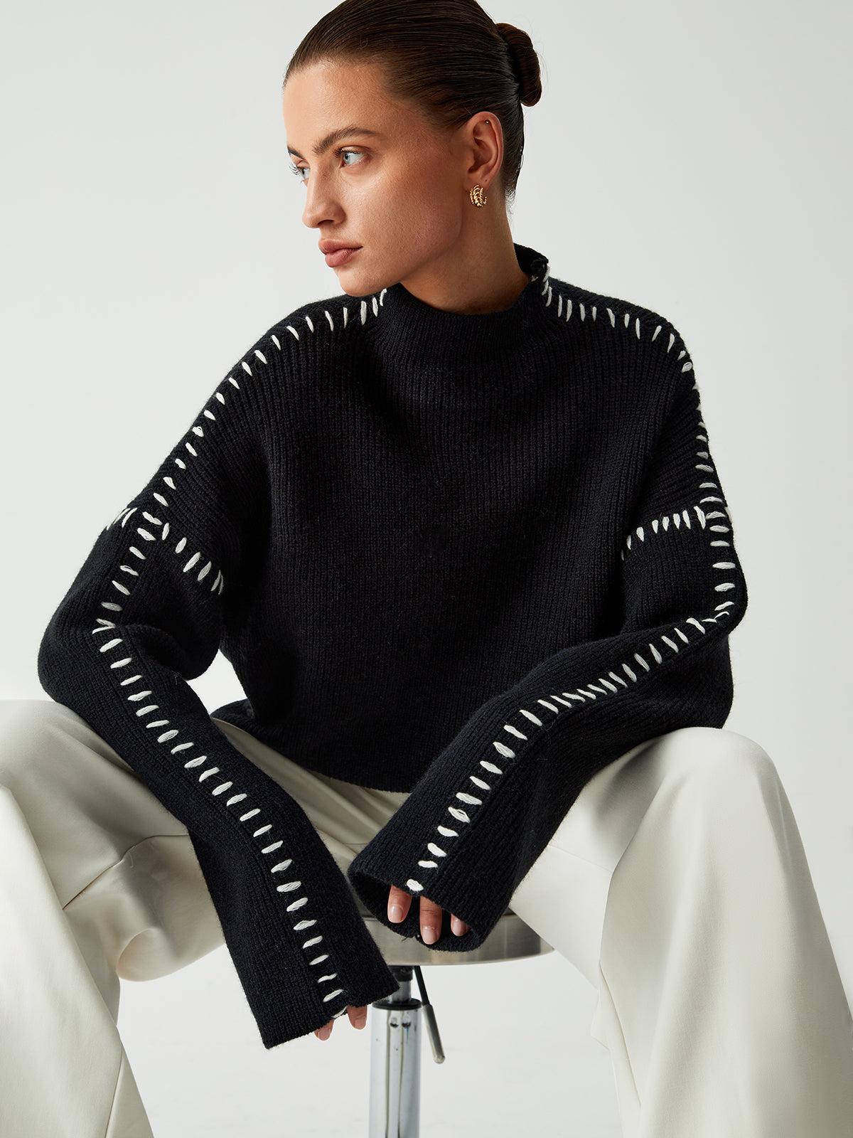 Oversized Mock Neck Sweater with Contrast Whipstitching – Cozy Rib-Knit Fabric for Effortless Layering 5