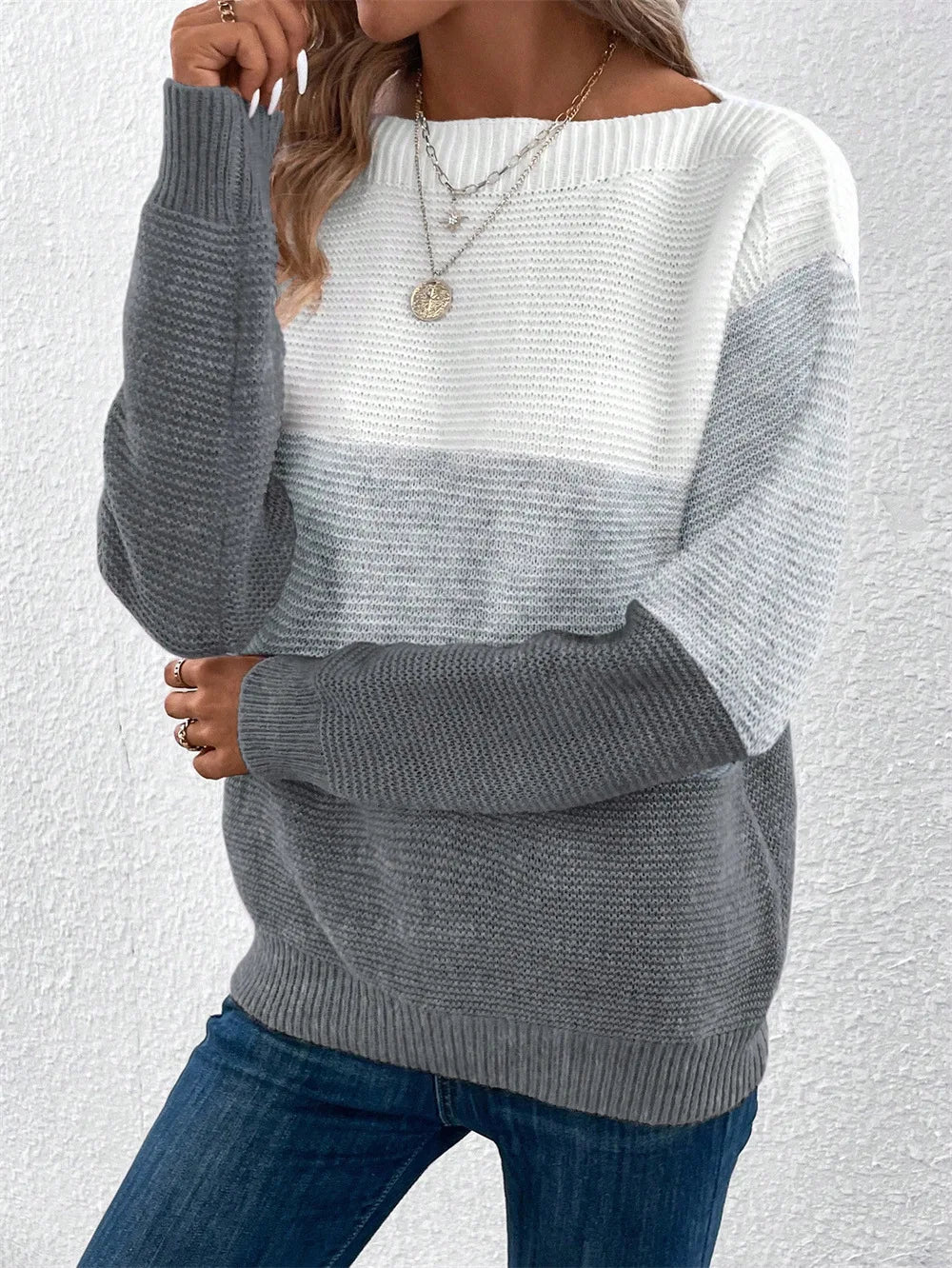 Women's Color-Block Knitted Sweater – Relaxed Fit, Cozy Patchwork Design, Soft Knitted Fabric, Available in Multiple Sizes 0