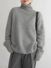 Women's Cozy Knitted Turtleneck Sweater – High Roll Neck, Long Sleeves, Relaxed Fit for Fall and Winter 4